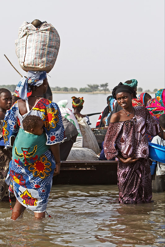 23   Trading at the Niger   Segou